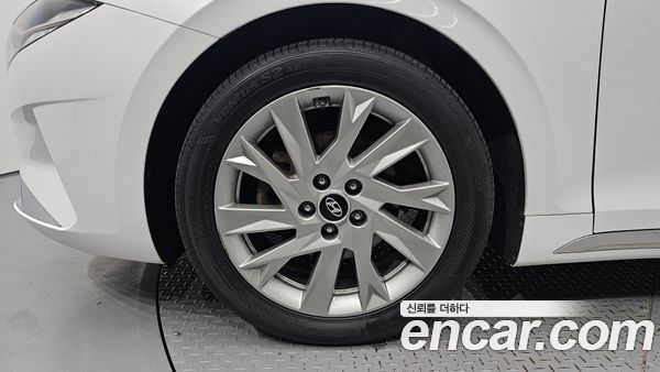 Hyundai Grandeur 2021, фото 5