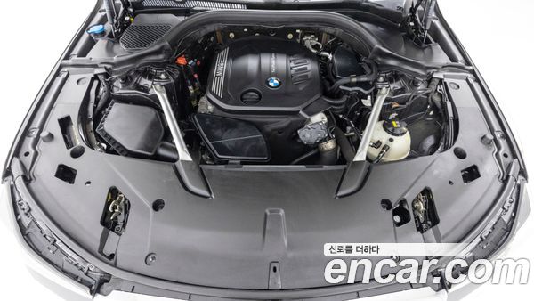 BMW Gran Turismo 2023, фото 6