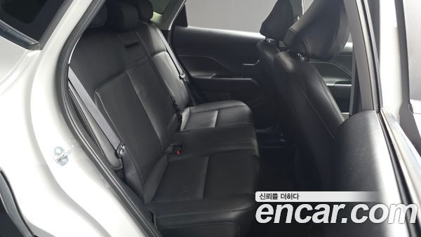 Hyundai Kona 2023, фото 17