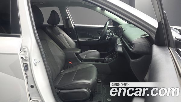 Hyundai Kona 2023, фото 16
