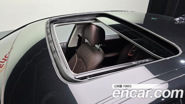 BMW 5 Series 2023, фото 31