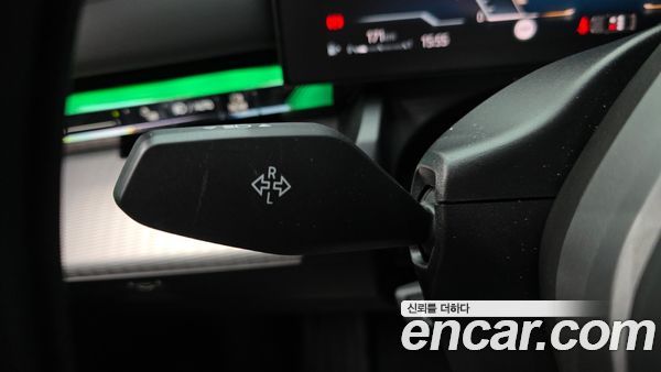 BMW 5 Series 2025, фото 31
