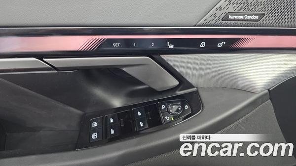 BMW 5 Series 2025, фото 14