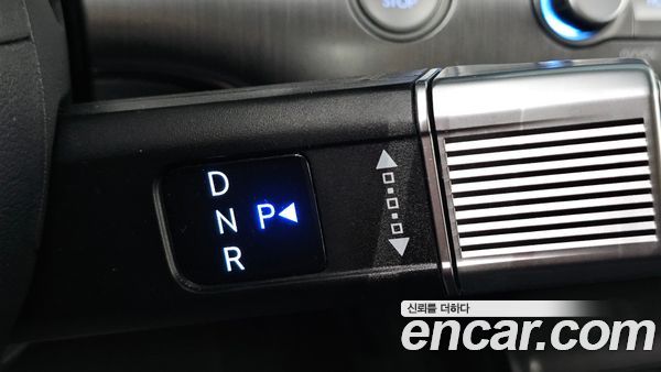 Hyundai Kona 2023, фото 11