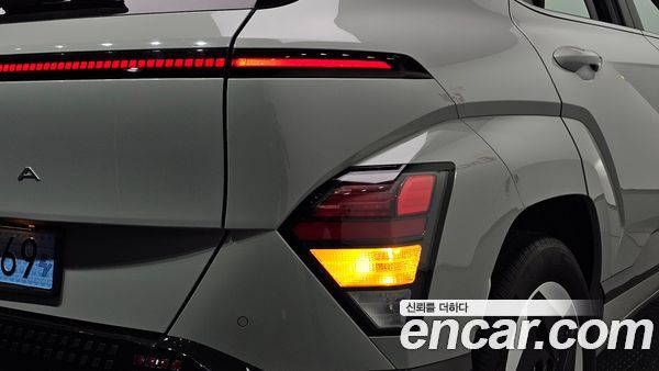 Hyundai Kona 2023, фото 8