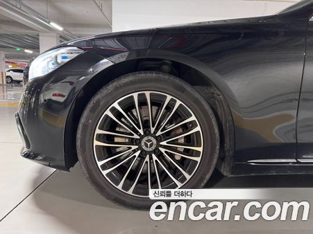 Mercedes-Benz S-Class 2022, фото 6