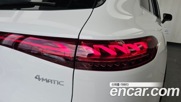 Mercedes-Benz EQS 2024, фото 9