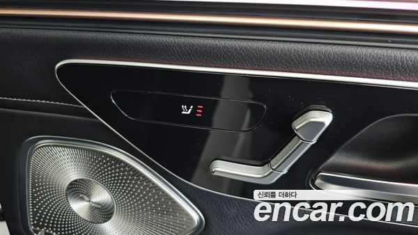 Mercedes-Benz EQS 2024, фото 38