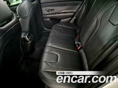 Hyundai Elantra 2022, фото 12