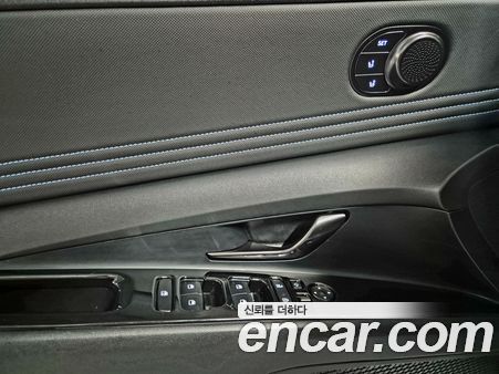 Hyundai Elantra 2022, фото 14