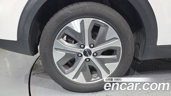 Kia Niro 2023, фото 5