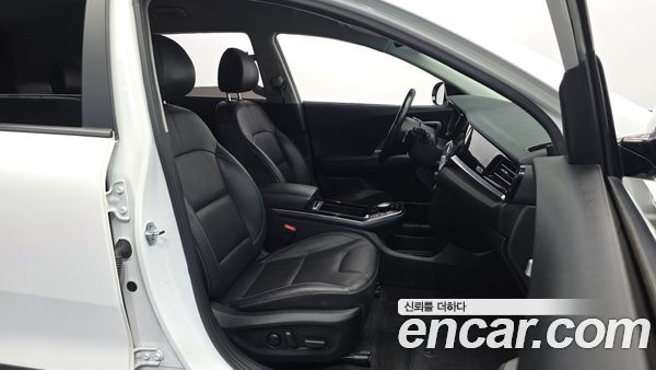 Kia Niro 2023, фото 16