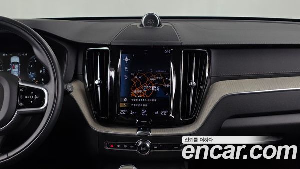 Volvo XC60 2021, фото 14