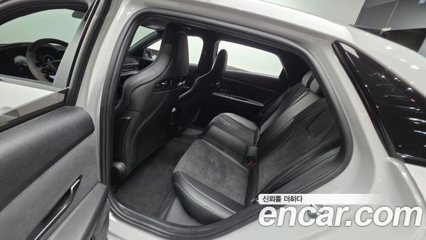 Hyundai Elantra 2022, фото 16