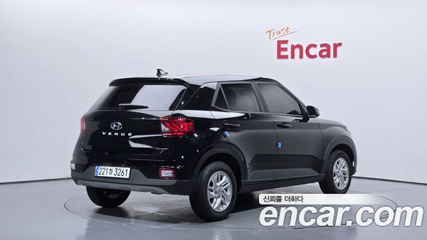 Hyundai Venue 2023, фото 2