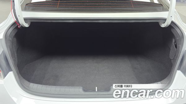 Hyundai Elantra 2021, фото 20