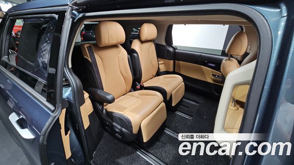 Kia Carnival 2021, фото 17