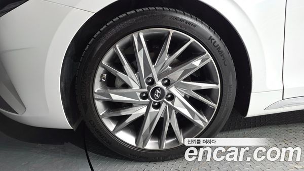 Hyundai Grandeur 2021, фото 5