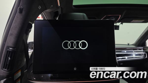 Audi S8 2021, фото 31
