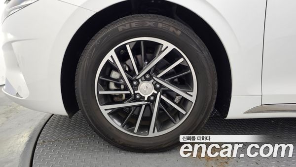 Hyundai Grandeur 2023, фото 5