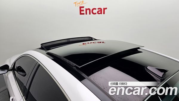 Hyundai Grandeur 2023, фото 32