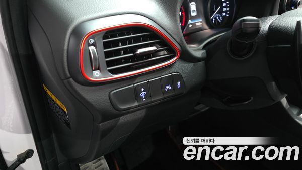 Hyundai i30 2020, фото 29