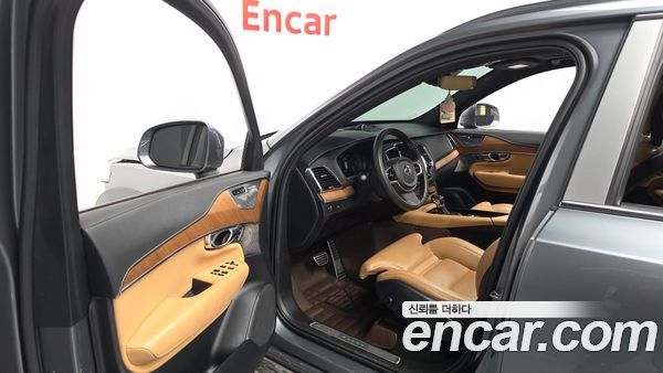 Volvo XC90 2020, фото 10