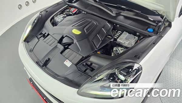 Porsche Cayenne 2023, фото 6