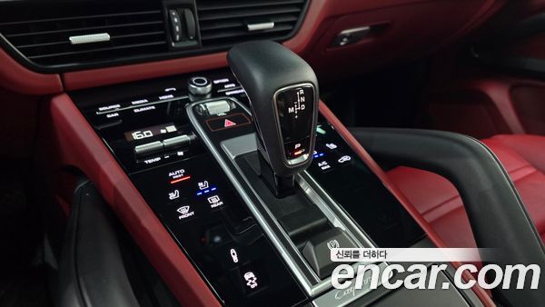 Porsche Cayenne 2023, фото 12