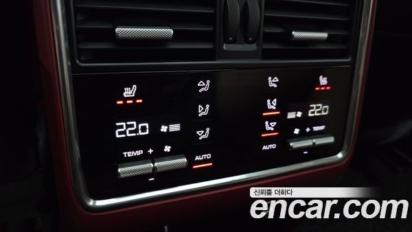 Porsche Cayenne 2023, фото 29
