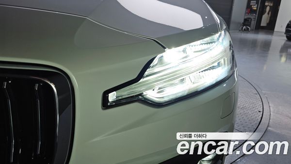 Volvo S60 2021, фото 8