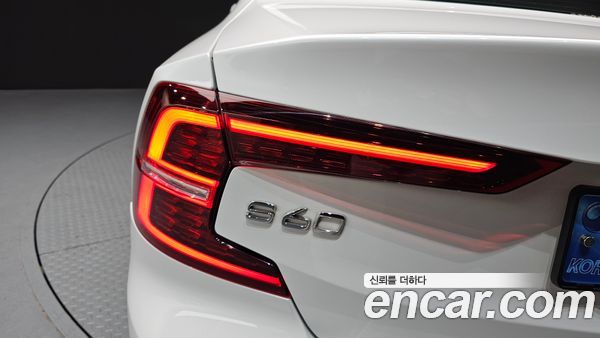 Volvo S60 2021, фото 9