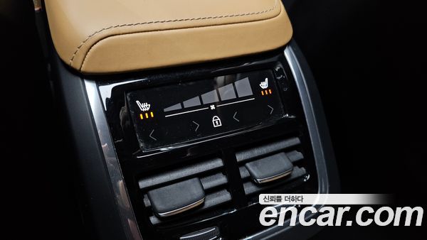 Volvo S60 2021, фото 29