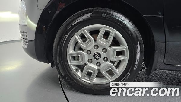 Hyundai Staria 2025, фото 5