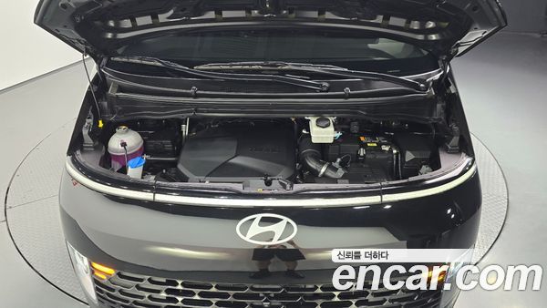 Hyundai Staria 2025, фото 6