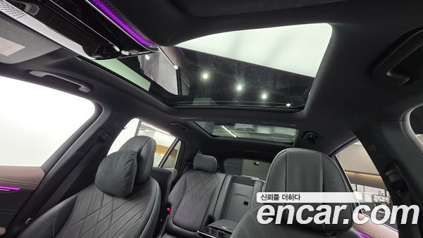 Mercedes-Benz EQS 2023, фото 17
