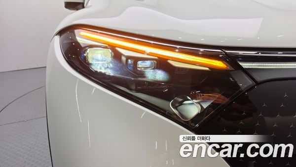 Mercedes-Benz EQS 2023, фото 8