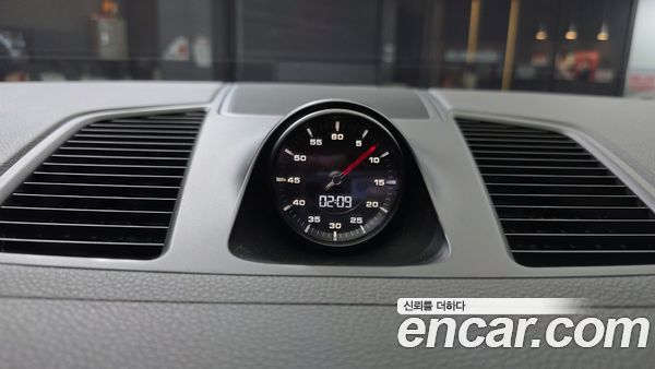 Porsche Cayenne 2022, фото 23