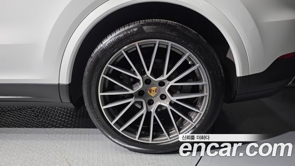 Porsche Cayenne 2022, фото 7
