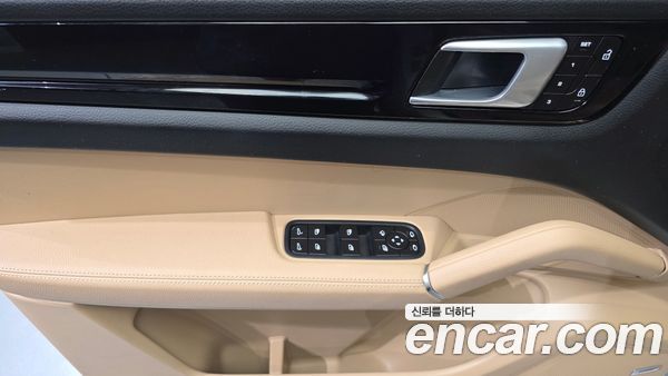 Porsche Cayenne 2022, фото 14