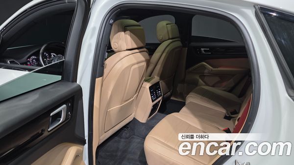 Porsche Cayenne 2022, фото 16