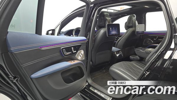 Mercedes-Benz EQS 2023, фото 15