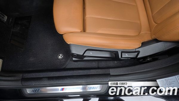 BMW i4 2022, фото 31