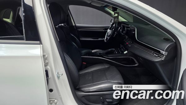 Hyundai Grandeur 2021, фото 17