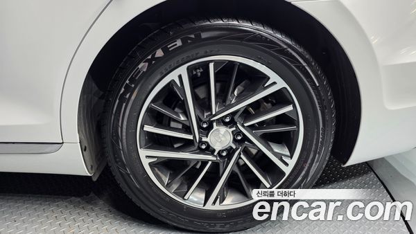 Hyundai Grandeur 2021, фото 7