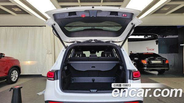 Mercedes-Benz GLB 2022, фото 26