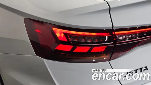 Volkswagen Jetta 2021, фото 8