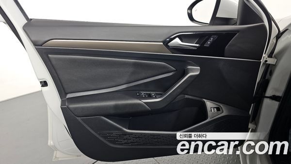 Volkswagen Jetta 2021, фото 13