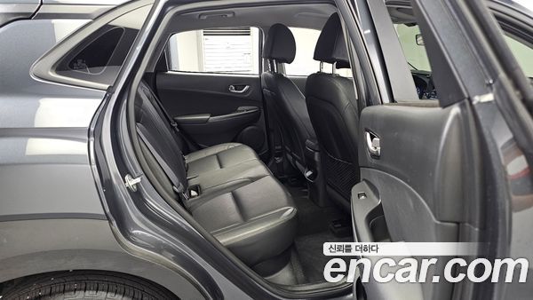 Hyundai Kona 2021, фото 17