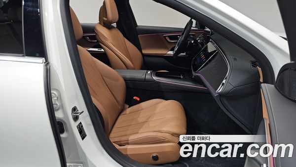 Mercedes-Benz E-Class 2026, фото 12